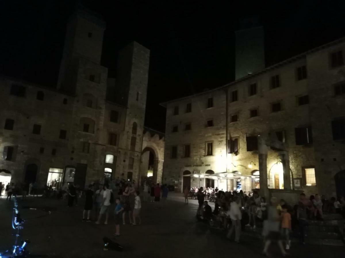コッレ・ヴァル・デルザNel Chianti Lungo La Francigenaアパートメント エクステリア 写真